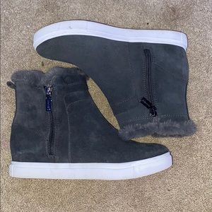Blondo Glade Dark Grey Suede Booties